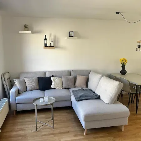 Apartment Cozy In The Center Of *